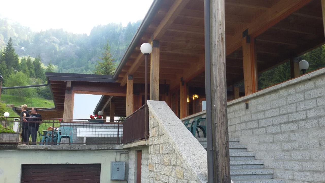 מלון Saviore dell'Adamello Rifugio Stella Alpina מראה חיצוני תמונה